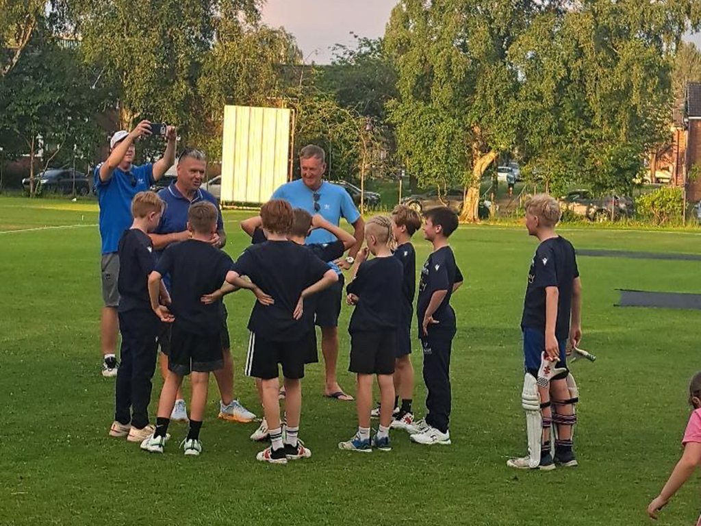 heaton-cricket-club-juniors-bolton10